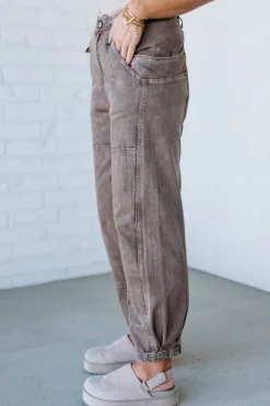 Ace Knee Patch Barrel Jeans | Brown - SO ME