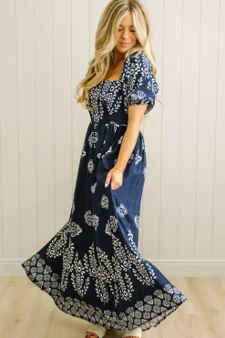 Audre Medallion Maxi