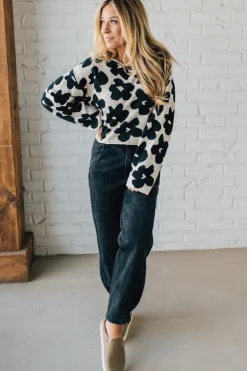 Blackened Daisy Boxy Sweater