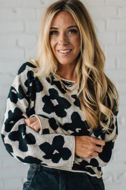 Blackened Daisy Boxy Sweater