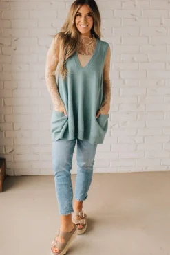 Cozy Pocket Sweater Vest