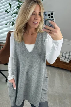Cozy Pocket Sweater Vest