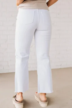 Haddie Frayed Hem Jeans | White -ZENANA