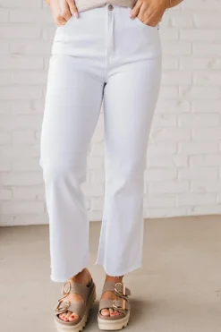 Haddie Frayed Hem Jeans | White -ZENANA