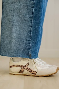 Kit Leopard Accent Sneakers