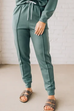 Lined Up Scuba Joggers