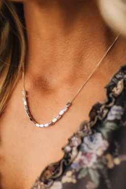 Minimalist Beaded Necklace