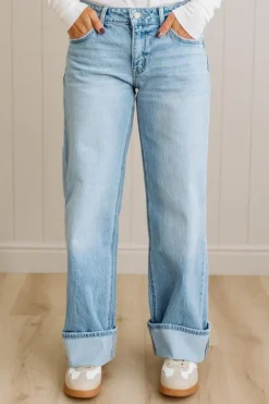 Navi Lynn Low Rise Wide Leg Jeans | Light- VERVET