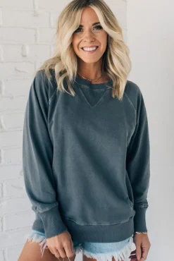 Ribbed Accent Pocketed Pullover