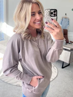 Ribbed Accent Pocketed Pullover