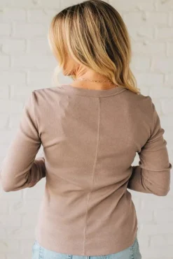 Ribbed Snap Henley Top