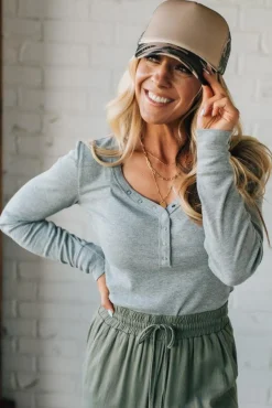 Ribbed Snap Henley Top