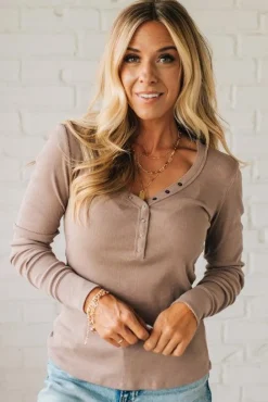 Ribbed Snap Henley Top
