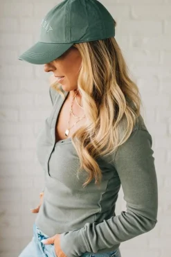 Ribbed Snap Henley Top