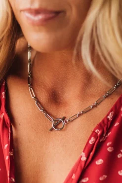 Toggle Closure Necklace