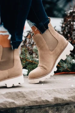 Witnee Pull On Boots