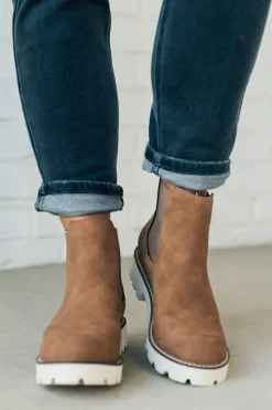 Witnee Pull On Boots